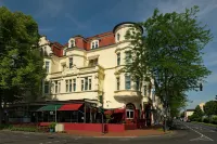 Best Western Hotel Kaiserhof Các khách sạn gần KINOPOLIS Bad Godesberg