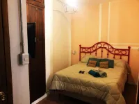 Destino26 Hostel - พร้อมระเบียง