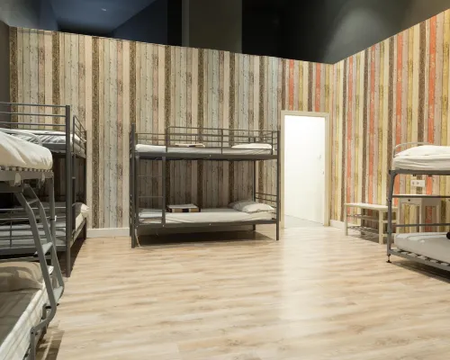 Ant Hostel Barcelona Hotels near Ciutadella Park