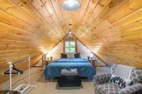 Arrowhead Lake Retreat by AvantStay Shared Pool Game Room Firepit