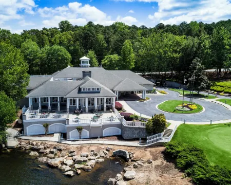 Atlanta Evergreen Lakeside Resort Hotels in Stone Mountain