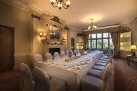 Macdonald Elmers Court Resort