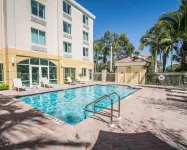 Comfort Inn & Suites Jupiter I-95 Hotels in Jupiter