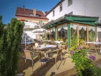 Hotel Wasserschloß K.Bär und C.Bethke oHG Hotels in Mitwitz