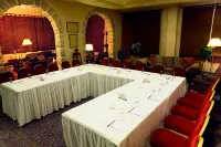 Massabki Hotel Hotels in Maalaqah
