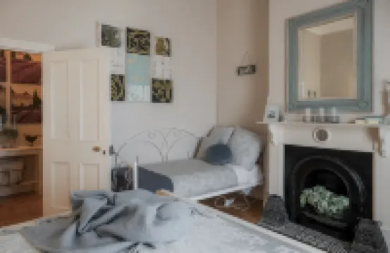 Azalea Cedar-Rose Barossa Valley Villa