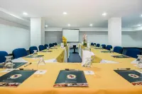 Hotel Egina Medellin - 3 звезды