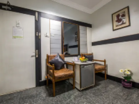 Hotel Aryaas Hotels in Tirunelveli