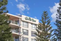 The Coogee View Beachfront Serviced Apartments 더닝햄 보호지역 주변 호텔