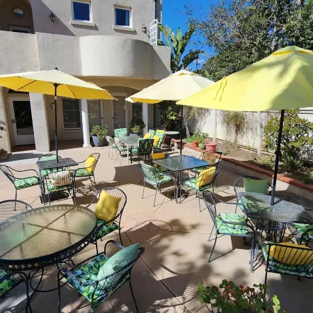 Santa Paula Inn
