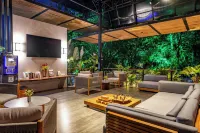 Noah's Forest Hotel by Tifakara - 3 ดาว