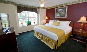 The Suites at Fall Creek