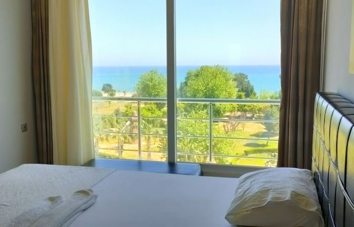 Anemonia Hotel