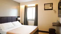 CBD Plaza Hotel Các khách sạn gần UNIVERSITY OF NUEVA CACERES