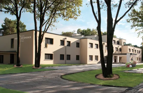 黑迪斯吉夫霍恩莫娜達酒店