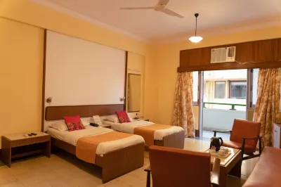Sea Green Hotel Hotel di Churchgate