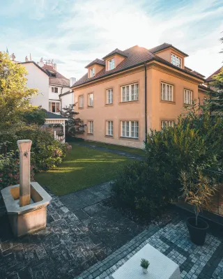 アッピア ホテル レジデンシズ 聖ヴィート大聖堂周辺のホテル