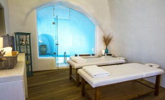 Iconic Santorini, a Boutique Cave Hotel by Sandglass
