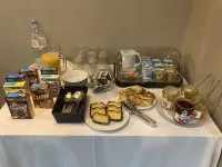Hôtel le Saint Patrice - breakfast