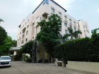 The Central Park Hotel Hotels in 