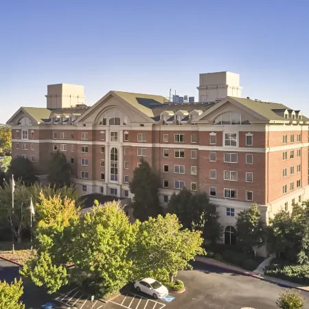 DoubleTree by Hilton Hotel Atlanta - Roswell