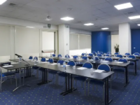 City Hotel & Suites Hotels in Foligno