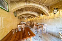 Ta' Pinu Bed & Breakfast - Homestays
