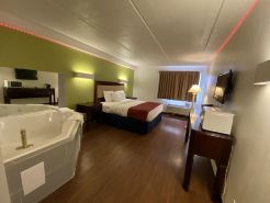 Skylight Inn Willoughby - Cleveland Mentor