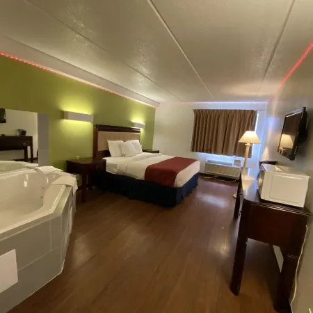 Skylight Inn Willoughby - Cleveland Mentor