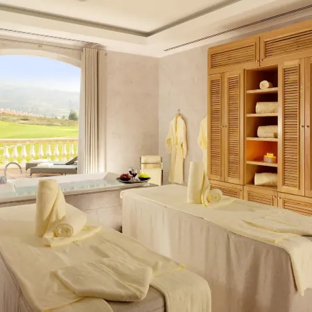 Dolce by Wyndham CampoReal Lisboa