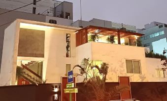 Ana Frank Boutique Hotel