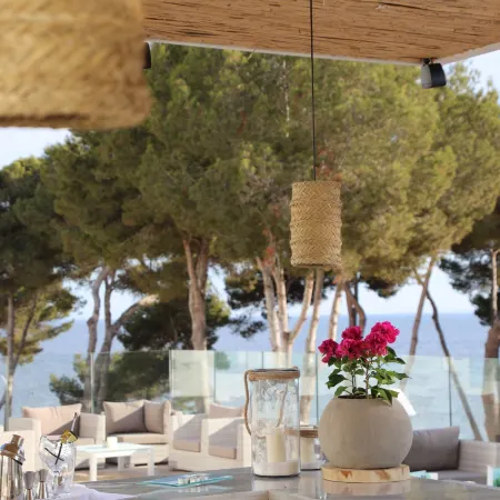 Iberostar Selection Santa Eulalia Ibiza - Adults Only Отели рядом с достопримечательностью «Пристань для яхт Санта-Эулалия»