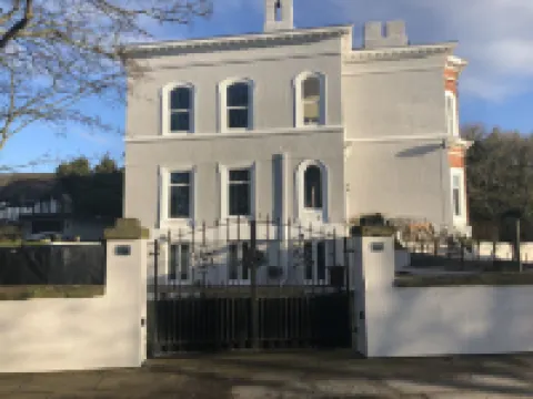 Beach House Courtyard 1 Bed