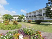 Coyaba Beach Resort فنادق في 