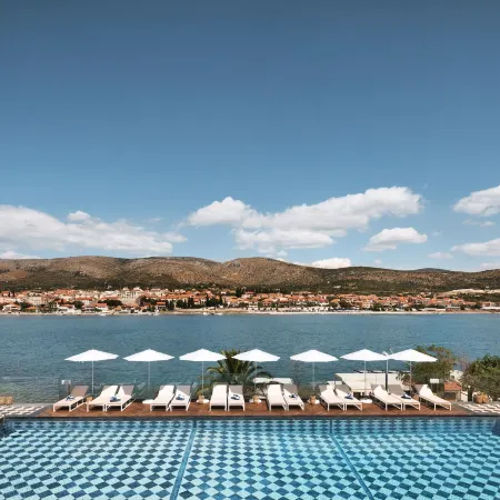 Hotel Brown Beach House & Spa