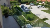 Apartments Aerodrom - parking