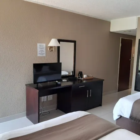 Wilderness Beach Hotel