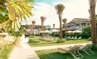 Dubai Marine Beach Resort & Spa