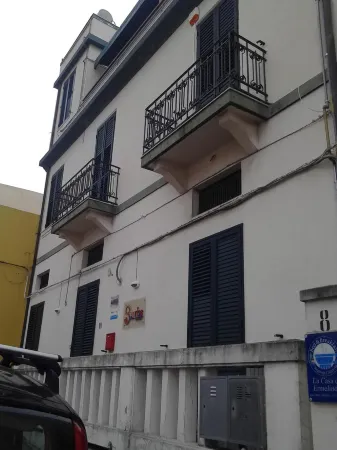 La Casa di Ermelinda Отели в г. Реджо-Калабрия