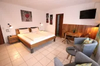 Appartements Biedermeier Hotels in Heitersheim