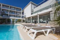 Hotel Revellata & Spa - ที่มีสระว่ายน้ำ