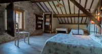 Domaine du Mas Bazan Hotels in St-Nazaire