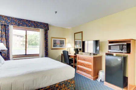 The Hotel Bemidji Отели рядом с достопримечательностью «Наймур Парк Уорминг Хаус»