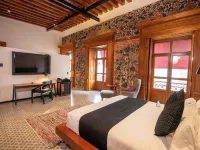 Casa de la Luz Hotel Boutique Hotels near Teatro Hidalgo
