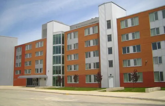 公寓及會議中心酒店 - 布蘭普頓