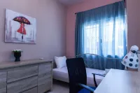 Kallithea Comfort 3 Bd Balcony Family Apt Hôtels à proximité de : Atlas Kallitheas Ethousa Pallis