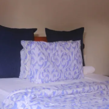 Thullyteams Guesthouse