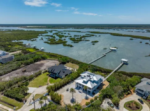 400 Steps to Sand Waterfront Luxury w Dock Pool Hotels near Fort Matanzas National Monument