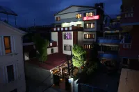Aryatara Kathmandu Hotel - con vista montagne