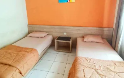 Hotel Orlando Hotels in West Purwokerto